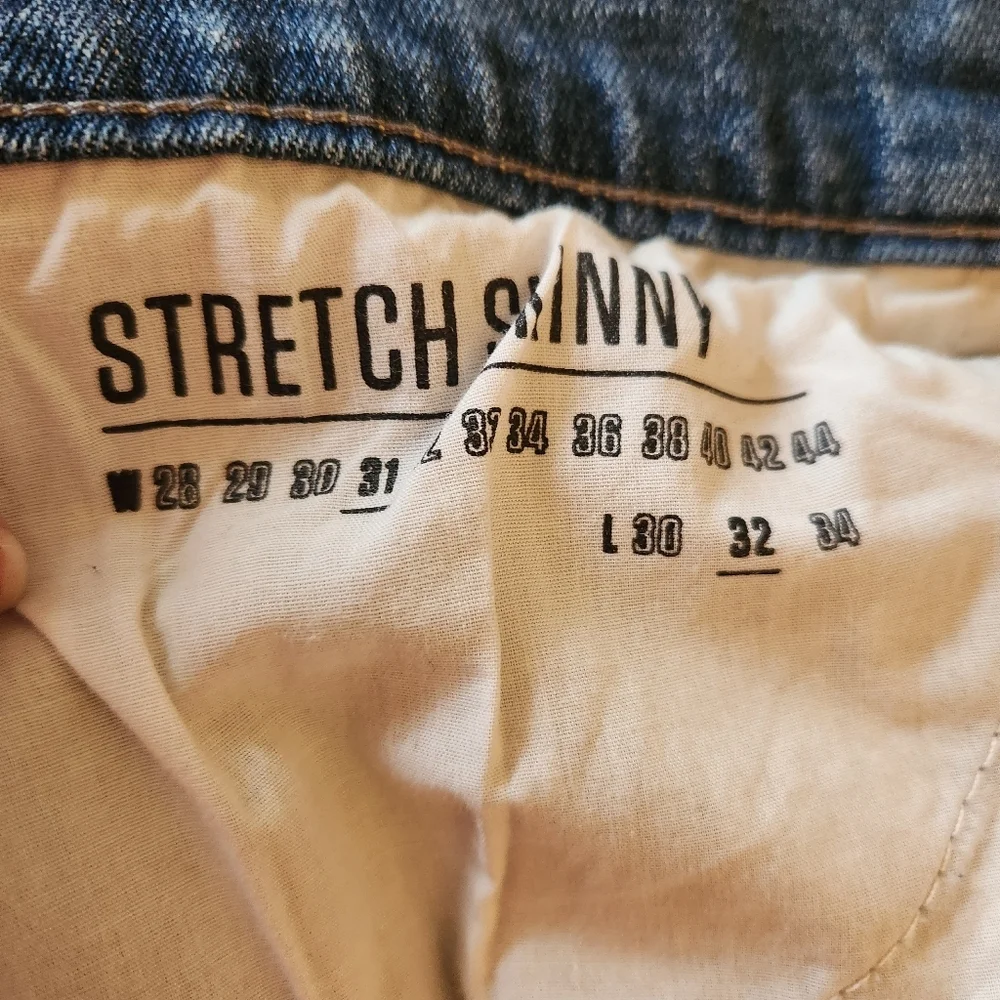 Rails Men’s Stretch Skinny Jeans 31x32‎ Light Wash Distressed Denim